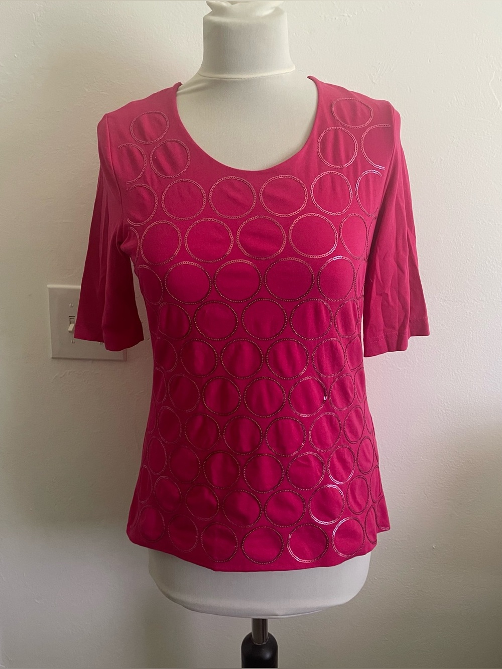Gerry Weber Women Top 6 Pink Sequins Short Sleeves T Shirt Geometric Bold